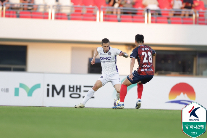 Lee Seung-won's winning goal, Gimcheon Sangmu, is scary, overpowered FC Anyang 10 and won 4 games without losing → Jumping to 3rd place