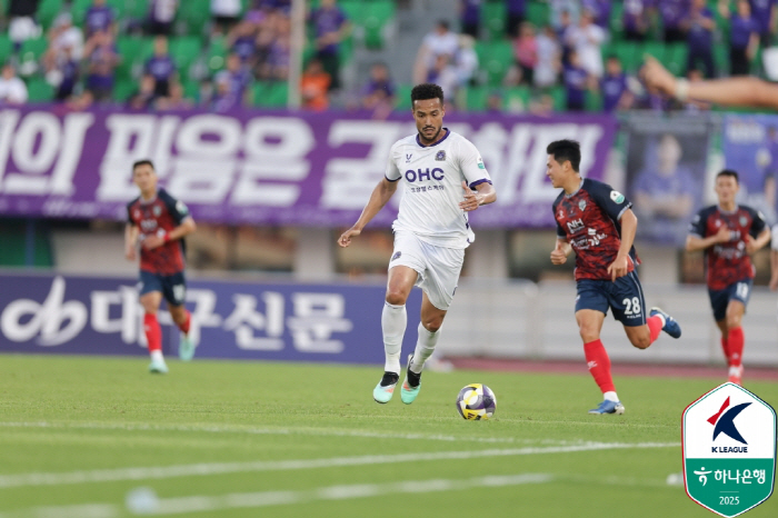 Lee Seung-won's winning goal, Gimcheon Sangmu, is scary, overpowered FC Anyang 10 and won 4 games without losing → Jumping to 3rd place
