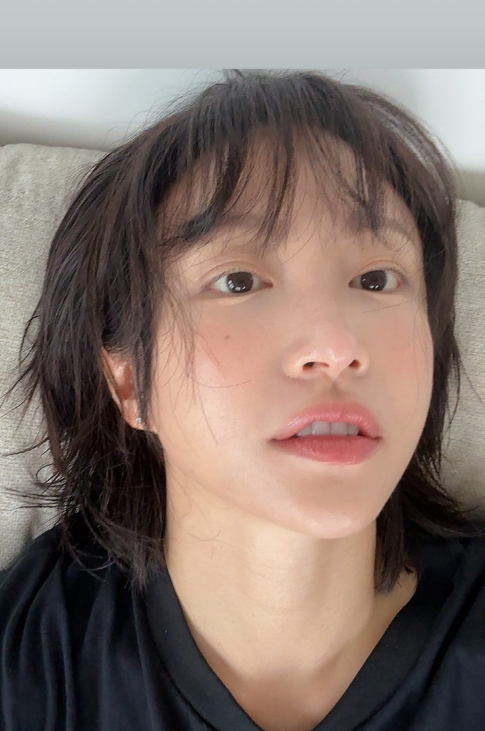 '♥Acting for marriage with Yang Jae-woong.' A shining horse face..She's still fresh and beautiful