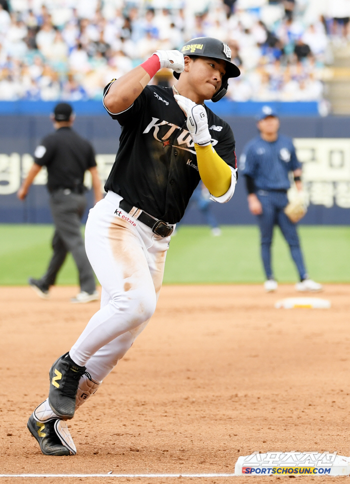 All-stars were wiped out after 3 years of Doosan and 12 years of raising baseball → But why KT.. humiliation for the second year in a row