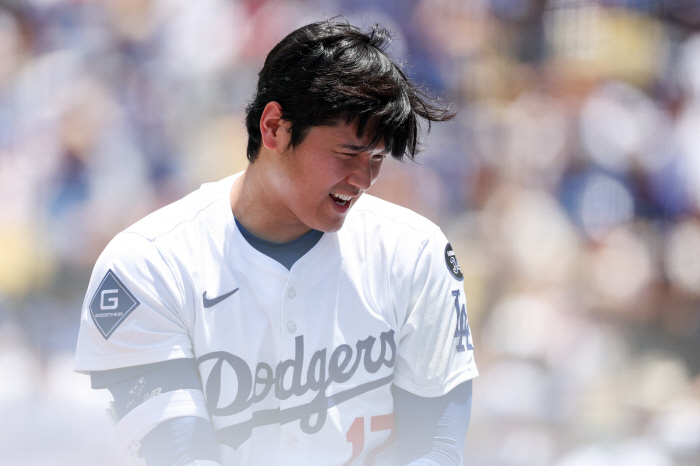 For the first time in 125 years of history, Ohtani has made another accident...I can't believe I'm living in the same age as a superstar