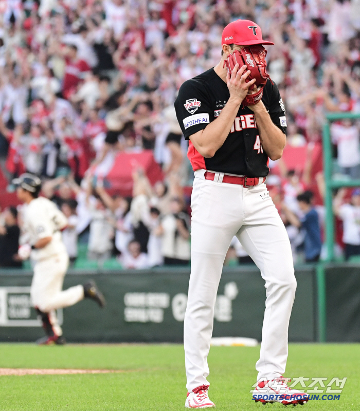 Herredia's abusive exit eventually sparked Nail's fire. Amid the confusion created by Herredia, a three-run home run was allowed to come from behind