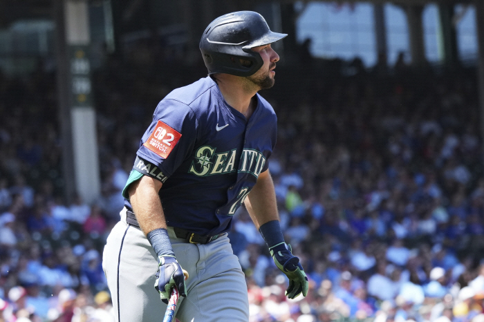 The humble home run king, just trying not to miss a real pitch! Raleigh Recalls All the Legendary Guns With 66 Paces With 4 Home Run Explosions In 3G
