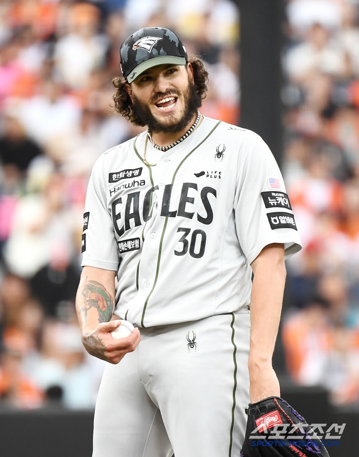 I'm worried because I took two days off... It's been canceled by rain! 3 hits → 18 hits and 10 points lead in foreign debut game