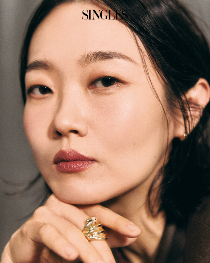 Lee Bong-ryeon reveals the back story of her Bali trip on Unseuljeon's reward vacation...Laugh and talk as much as you want (Singles)