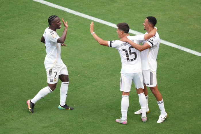 Real Madrid, which played 10 Courtois' good defense show, overpowered Pachuca 31, and won the CWC for the first time 