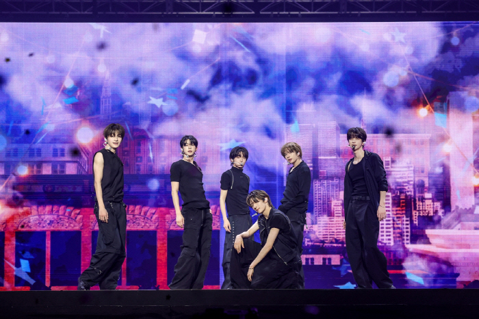 TWS Captivates 16,000 Fans with Vibrant Energy and Growth at Debut Solo Concert