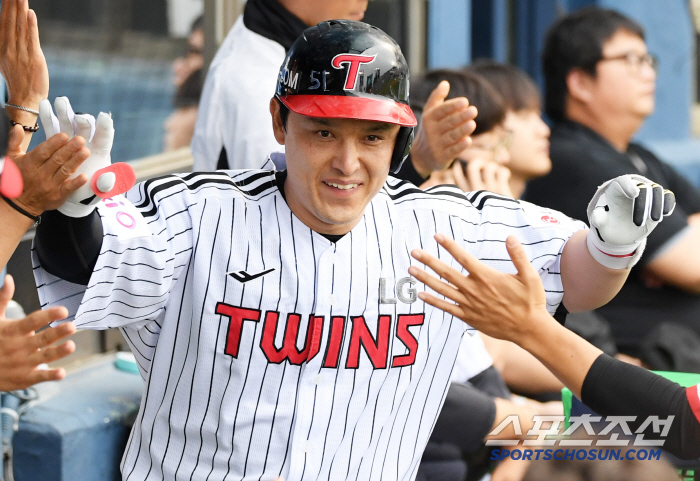 7 wins and 0 losses → 0.542 → 0.600 → 0.438. Sandwich No. 2 LG.Ace returns after a break. If it hits you, 