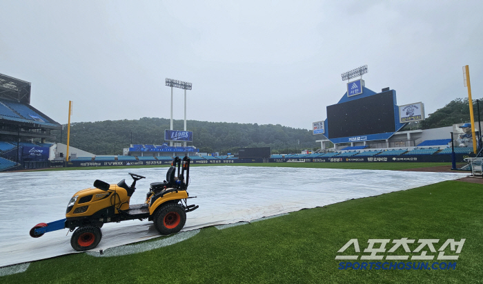 Can't you see 10 wins in Ponceir Weiss? Can I see Lapak and Samsung Hanwha passing through the rainy season front? Lapak with a large waterproof cloth 