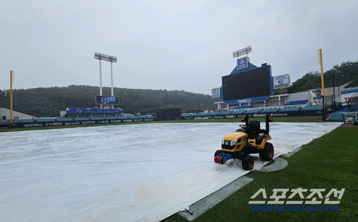 Can't you see 10 wins in Ponceir Weiss? Can I see Lapak and Samsung Hanwha passing through the rainy season front? Lapak with a large waterproof cloth 
