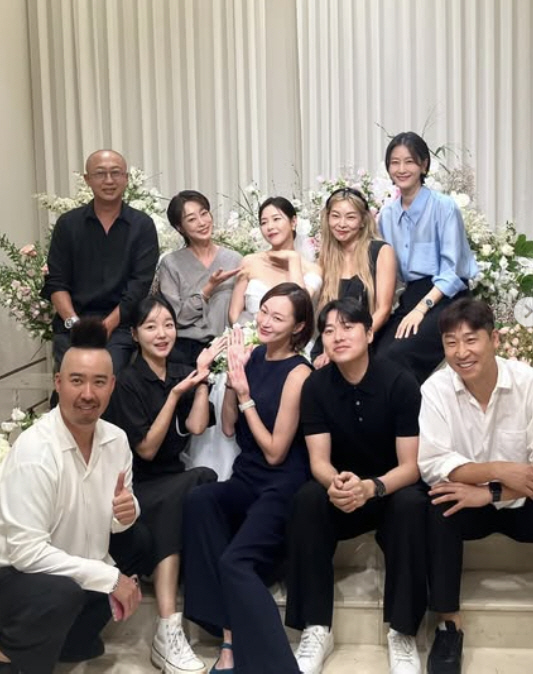 Choi Yeojin ♥ Kim Jae-wook and Park Ha-na must think of each other at the wedding