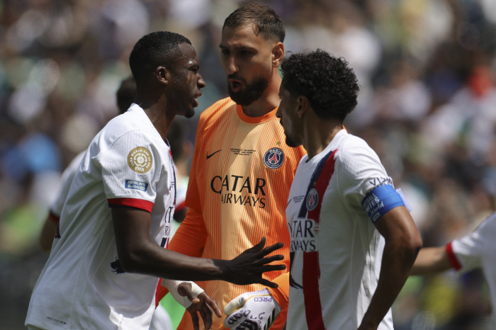 I want to stay... 10 million euro GK's mournful courtship, PSG's choice is
