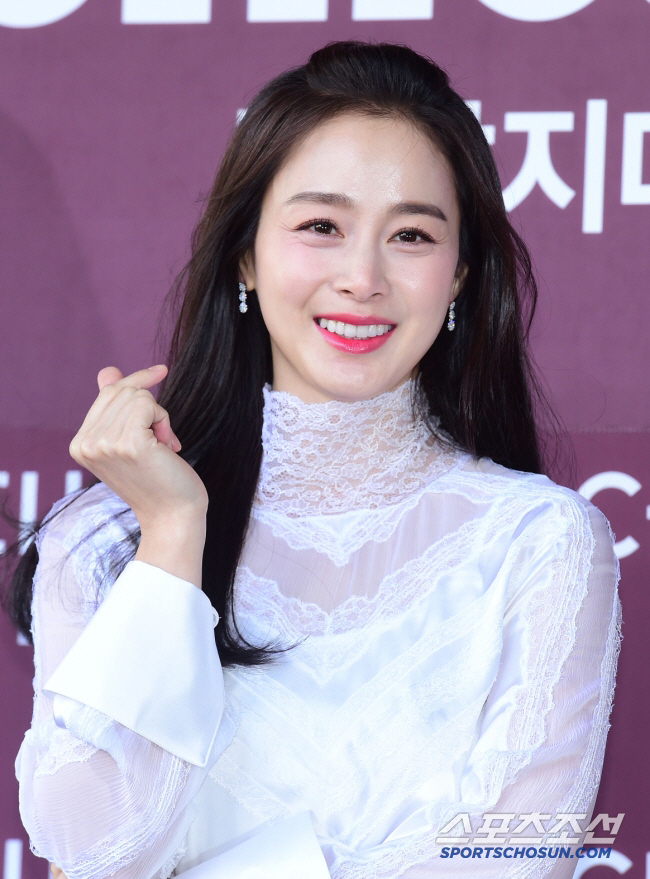 Kim Tae-hee was also beaten…Fraudulent impersonation of a manager, never accept it