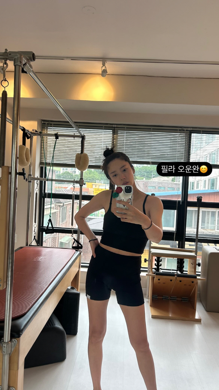 Lee Kyu-hyuk ♥ Son Dam-bi exposed her flat stomach two months after giving birth..It's a good diet effect
