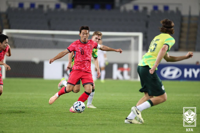  Lee Seung-won, who runs like Bae Jun-ho, joins Lee Min-sung-ho first on the 30th → Hong Myung-bo on the 3rd of next month...U22 Recall Training List Revealed