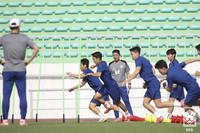  Lee Seung-won, who runs like Bae Jun-ho, joins Lee Min-sung-ho first on the 30th → Hong Myung-bo on the 3rd of next month...U22 Recall Training List Revealed