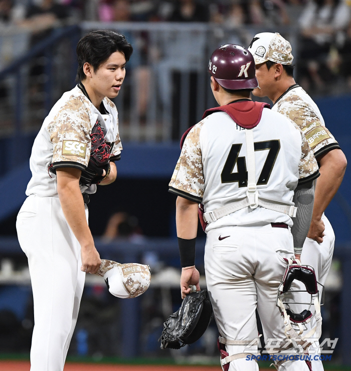 Oh, in the 5th inning, Kim Yoon-ha lost a chance to escape 15 consecutive lossesStill, we avoided the crisis of losing 16 games in a row