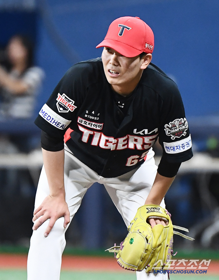 Oh no, the march of Sung Young-tak, who used to score no runs in a row, has come to an end. 