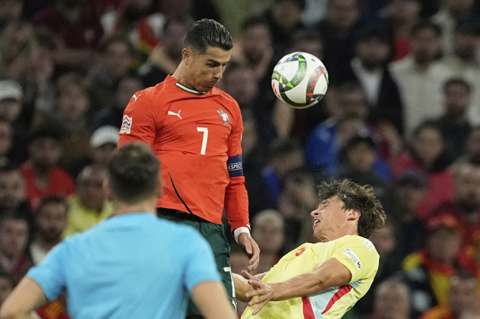 Shock Manchester United £70m WALKLE is leaving in the end...Ronaldo Reunited Al-Nasr Claims Progress in Negotiations