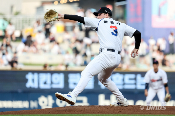 94 pitches until the 5th inning → Responsibility to take the mound in the 6th inning, praise from the head coach...Riley, who completed 108 pitches  9K, was rewarded with the most wins 
