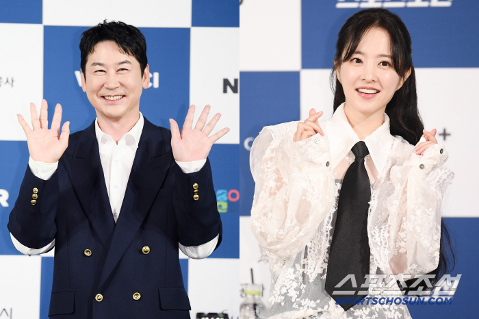 BSA handprinting Shin Dong-yeop sends ♥ to Park Bo-young, SNL love call...Please come out