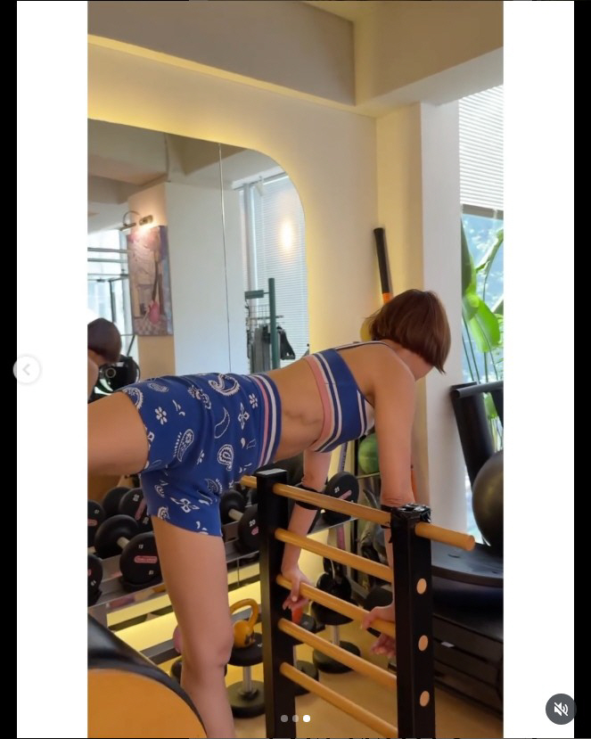 Choi Eun-kyung works out after getting off Dongchimi for the first time in 13 years...Health proved by abs