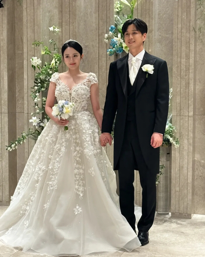 Eunbi Kang got married after dating for 17 years..Bomb confession devastated in two months
