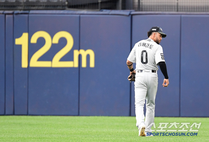 Even after 10 days off, one run in seven innings Park Byung-ho's 4G consecutive home run Samsung, 7-2 complete victory. He escaped three consecutive losses by catching No. 1 Hanwha