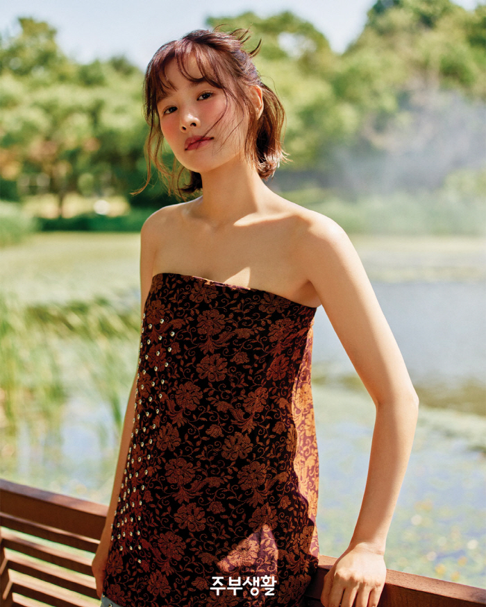 Ex-husband Lee Dong-gun's romantic relationship rumor Cho Yoon-hee is No. 1 daughter preparing to leave Korea to study abroad