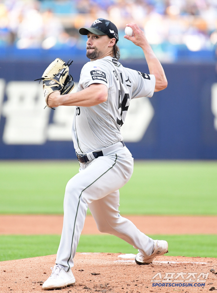 I couldn't get over Lapak. Weiss allowed six hits and five runs (three earned) in three innings. Let's go for 10 wins. a first-time failure 