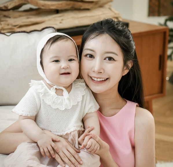 Lee Ji-hoon ♥ Ayane, why I don't wear Korean and Japanese Hanbok for my daughter's 5-star first birthday party