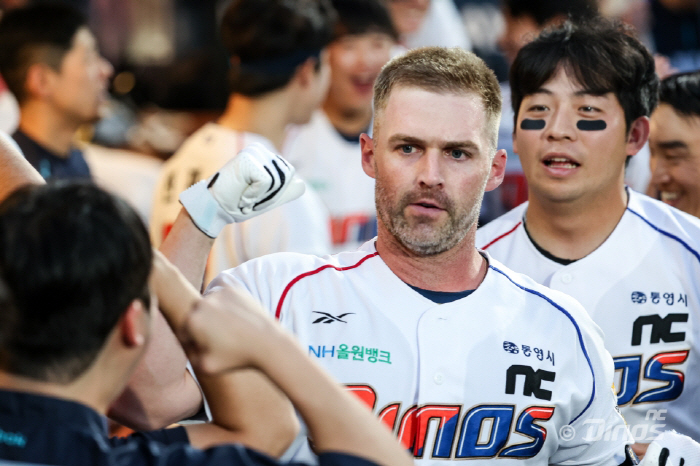 NC Daepo Corps, which blocked Lotte from winning 5 consecutive games...Davison's equalizer → Park Gun-woo's final hit → Kim Hyung-joon's net shot achieves 10 wins for Riley 