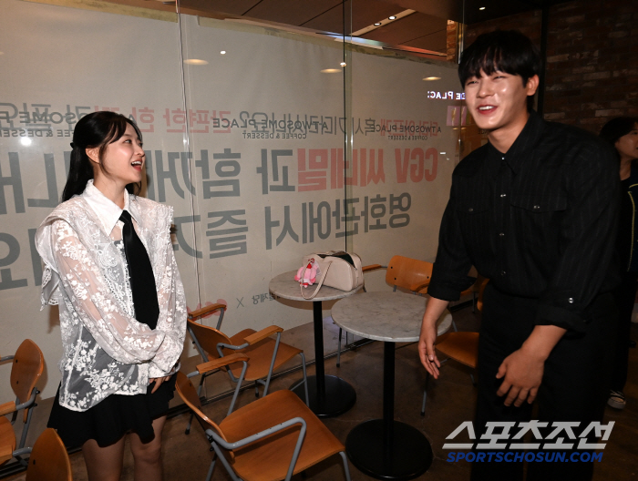  Exciting meeting with Lee Jung-ha and Park Bo-young