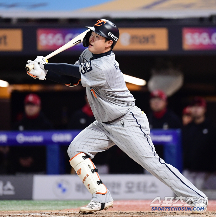 Yesterday was Hwang Young-mook, today is Lee Do-yoon. Will we be special helpers for 10 wins? 