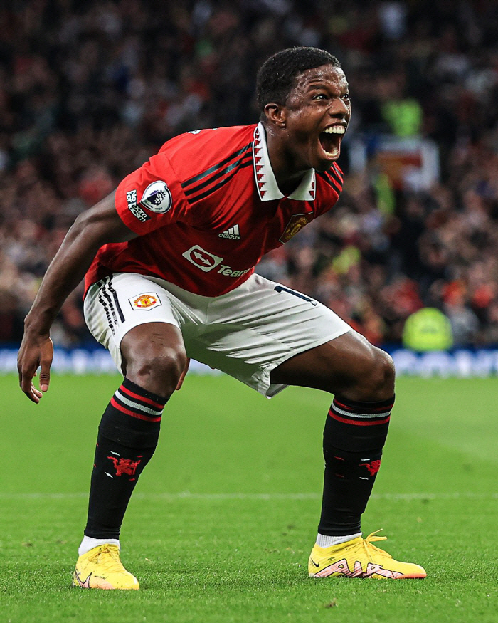 Are you a Manchester United player? Ten Hach is not interested. There's no team to call