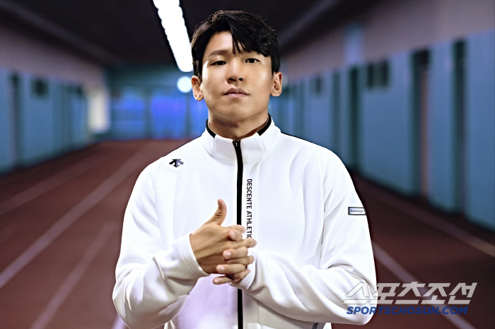 As a 100-meter Hanshin legend Kim Kook-young, I need to return what I received as an athlete who won the committee, to my junior athletes in athletics