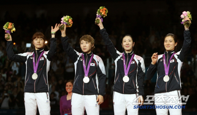 Choi In-jeong, a member of the Epee Festival's athletes' committee, knows the heart better than anyone else. It's really comfortable for us, which is supportive for athletes