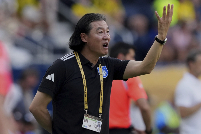  All three games lost → Ulsan's tears manager Kim Pan-gon's apology for failing to raise the point, but it will serve as an opportunity to grow (Full Story)