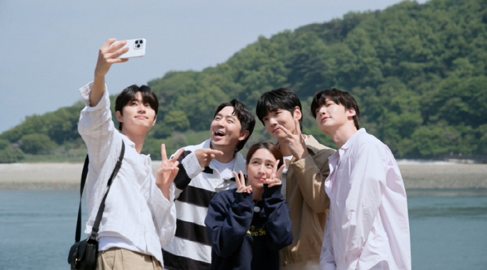 ‘Squid Game 3’ Cast Crashes Lee Min-jung’s Variety Show
