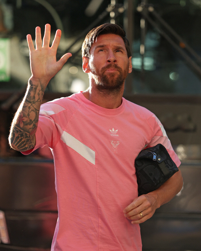 Mouth-fluttering! Messi became the highest-paid player in the Major League for 2 consecutive years...How much does Messi get paid for revealing his salary?
