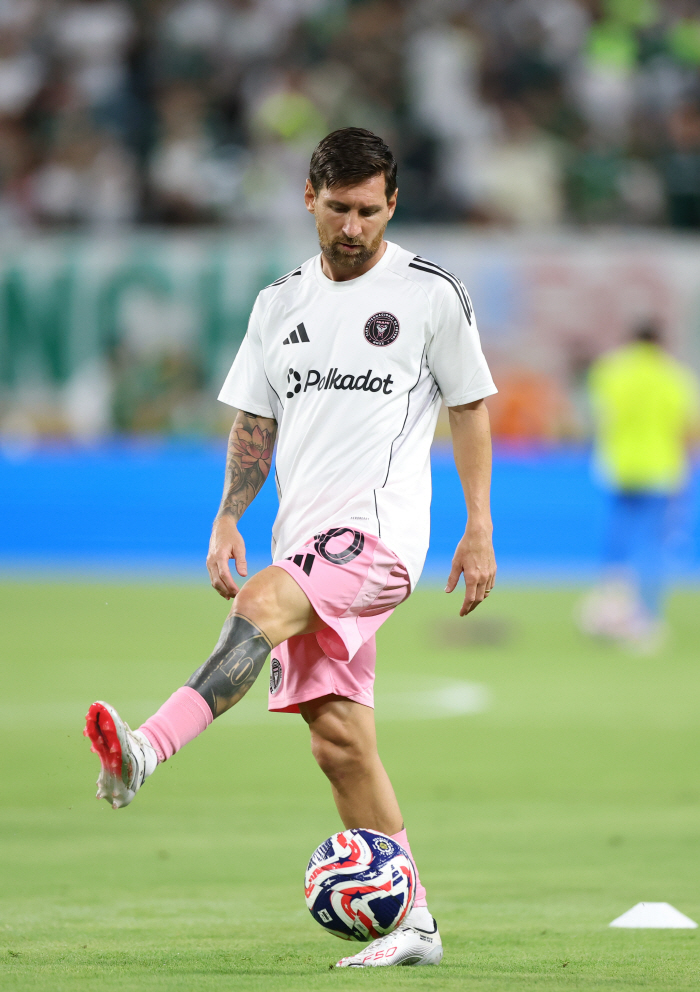Mouth-fluttering! Messi became the highest-paid player in the Major League for 2 consecutive years...How much does Messi get paid for revealing his salary?