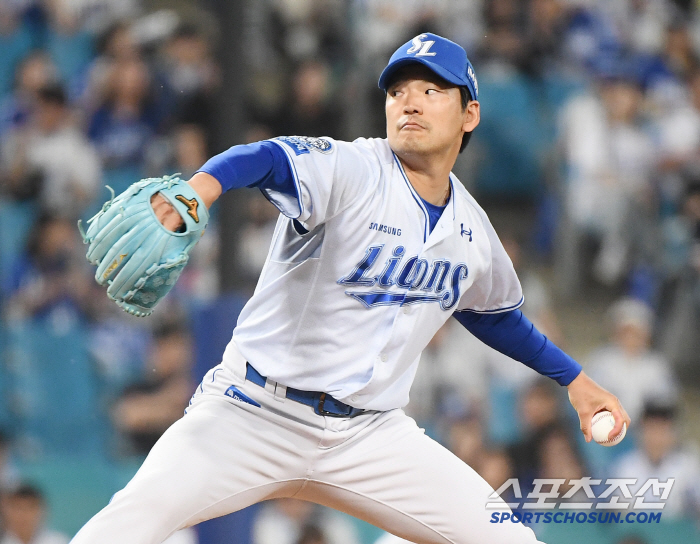A pause sign before the live. 38-year-old veteran who found his aptitude in the bullpen. It is difficult to return to the team in the first half. Only Park Jin doesn't overdo it.