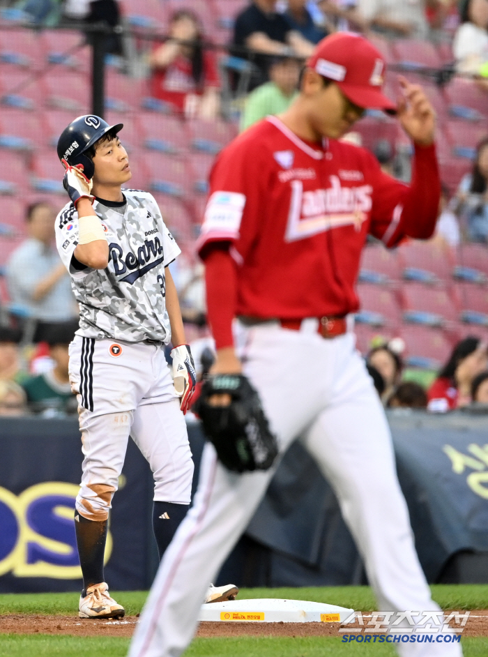 Jung Soo-bin and Kim Gun-woo succeeded in advancing to third base through bad pitches