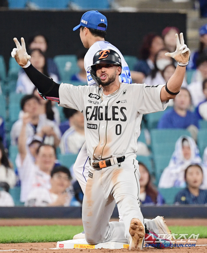  A timely hit to save Liberato's chance