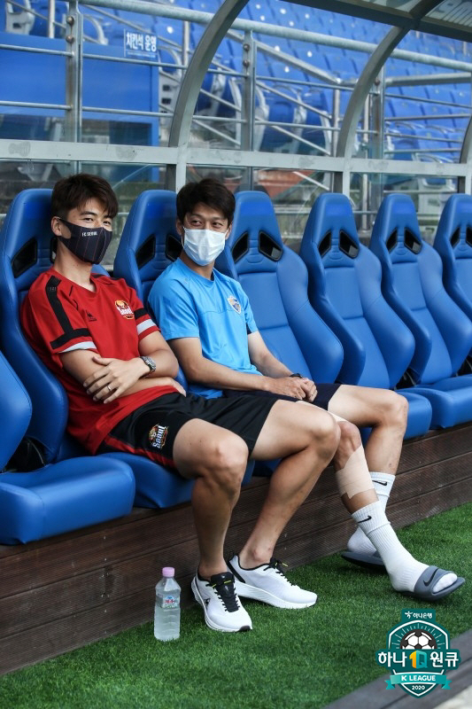 The reason why Seoul legend Ki Sung-yueng announced his transfer to Pohang is because I love FC Seoul, but I wanted to play more as a player