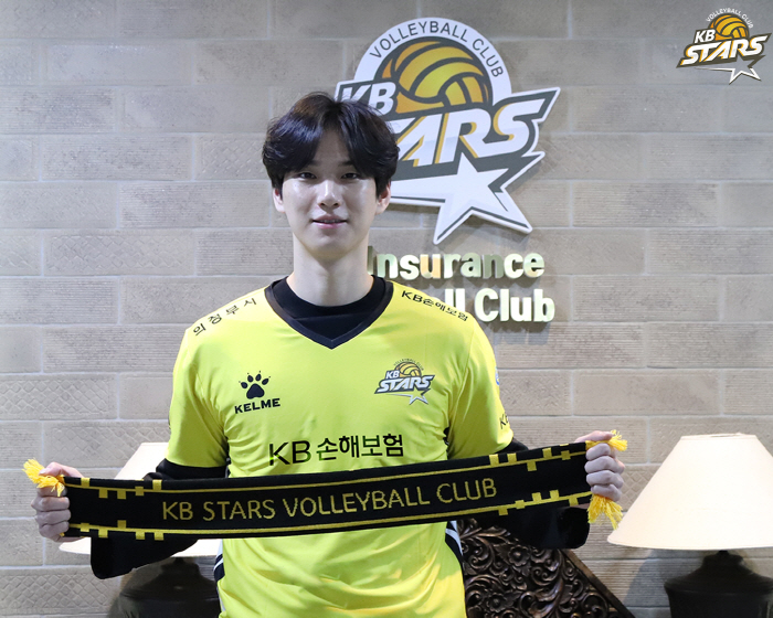 There are a lot of games in the V League.  In his second year, he is preparing for the first win scenario of Afonso's individual skills and physical strength 