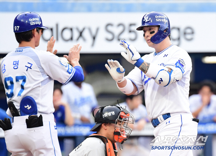 There's no chance Yang Eui-ji did it too... People's Desperation, 5 out of 418 home runs in 10 years?