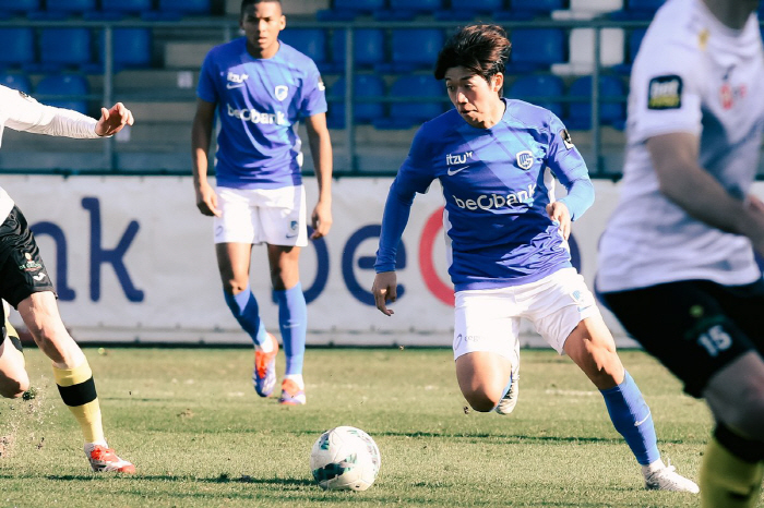 Challenge to the next generation of Korean strikers! The spirit of the Japanese prospect is great. The decision to completely transfer to the first team has been made