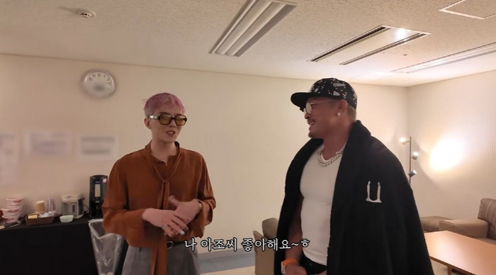 Choo Sung-hoon made an all-time slip of the tongue toward GD...Please go out on YouTube