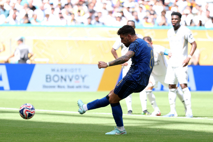  Asia's face-saving al-Hilal sign Neves' declaration of war...Man City? I know that. The Club World Cup is a war, all out
